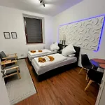 Διαμέρισμα Sahara Hosting 1&3 Altstadt Self Checkin *