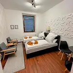 Sahara Hosting 1&3 Altstadt Self Checkin Νυρεμβέργη